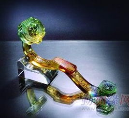 匠心傳承，流光溢彩——探訪浙江省浦江遠方水晶琉璃工藝品廠